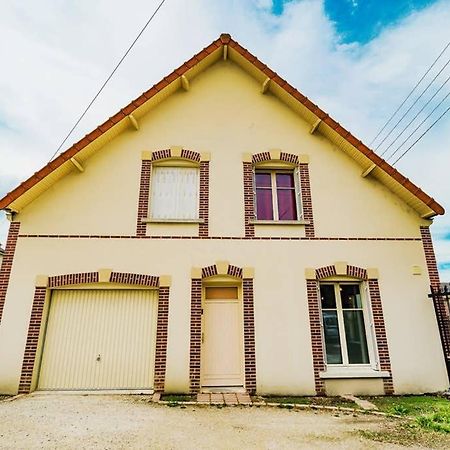 Maison Piscine Interieure Et Garage تروي المظهر الخارجي الصورة