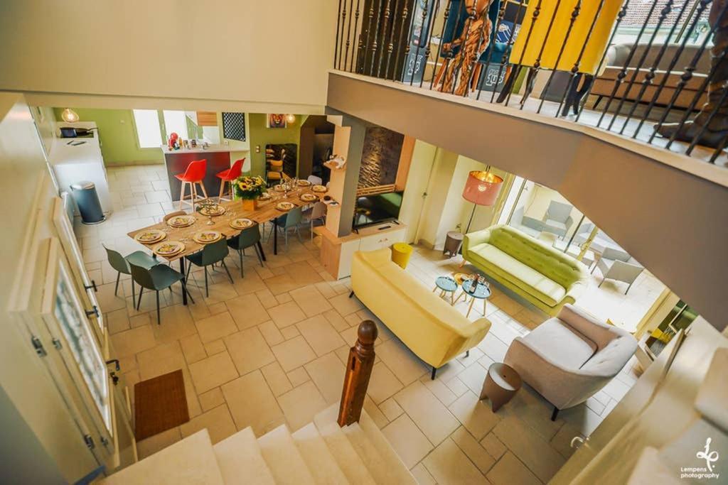 Maison Piscine Interieure Et Garage تروي المظهر الخارجي الصورة
